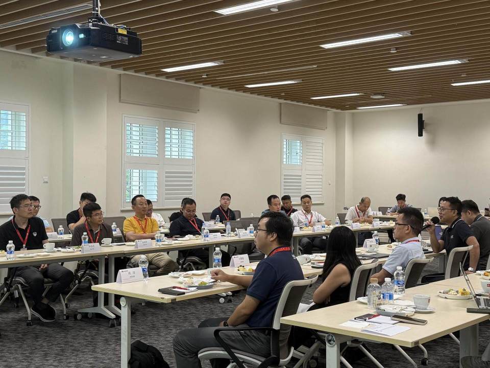 东莞机器人产业企业代表走进华为 共探产业融合发展新机遇