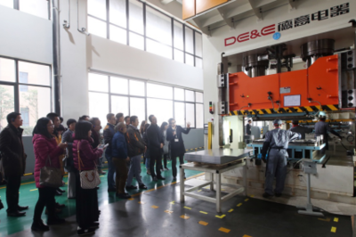 2018年房地产年度采购峰会联合交流考察团走进德意，共话技术革新与行业未来